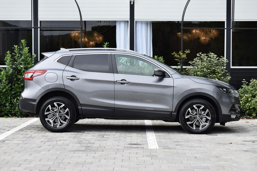 Nissan Qashqai |Tekna|4x4|Navi|Panoramic|Led|Euro6
