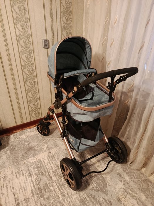 Коляска зимняя в очень хорошем состоянии!