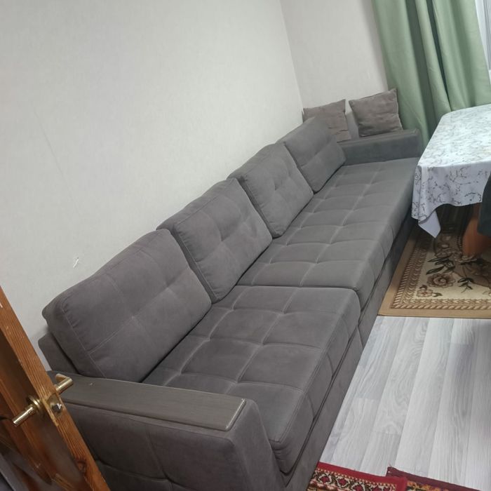 Диван не новый но в хорошем состоянии