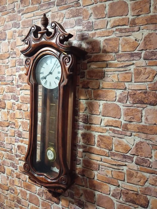 Ceas de perete mecanic