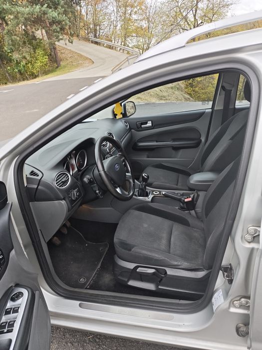 Ford Focus 2 Mk2- Face Lift TITANIUM GHIA