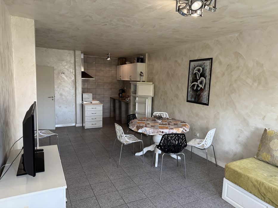 Двустаен апартамен под наем в к.к.”Слънчев бряг”