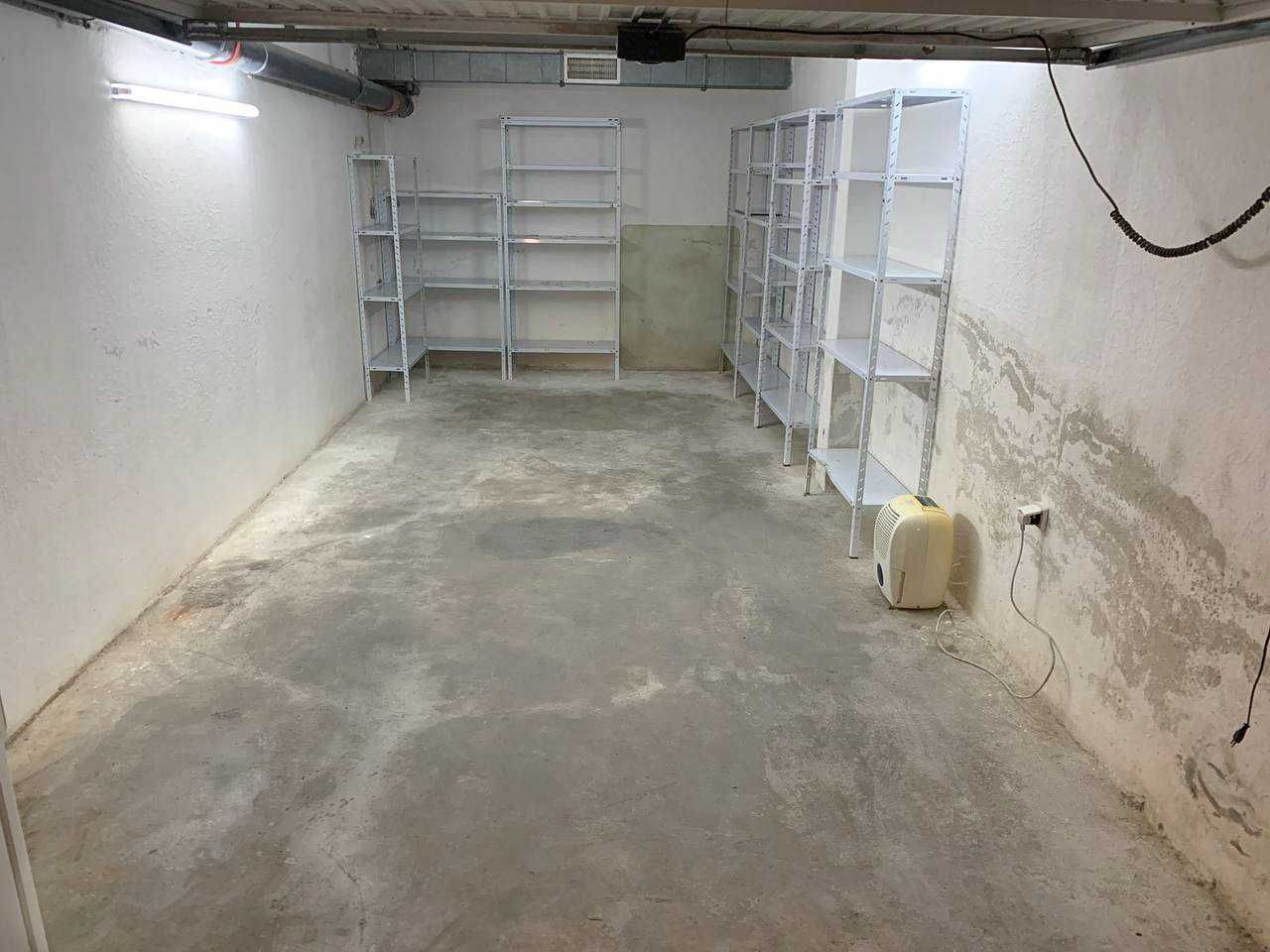 Продава се Гараж / Паркомясто в Поморие - 24 кв.м за 1250 €/кв.м - Снимка #2