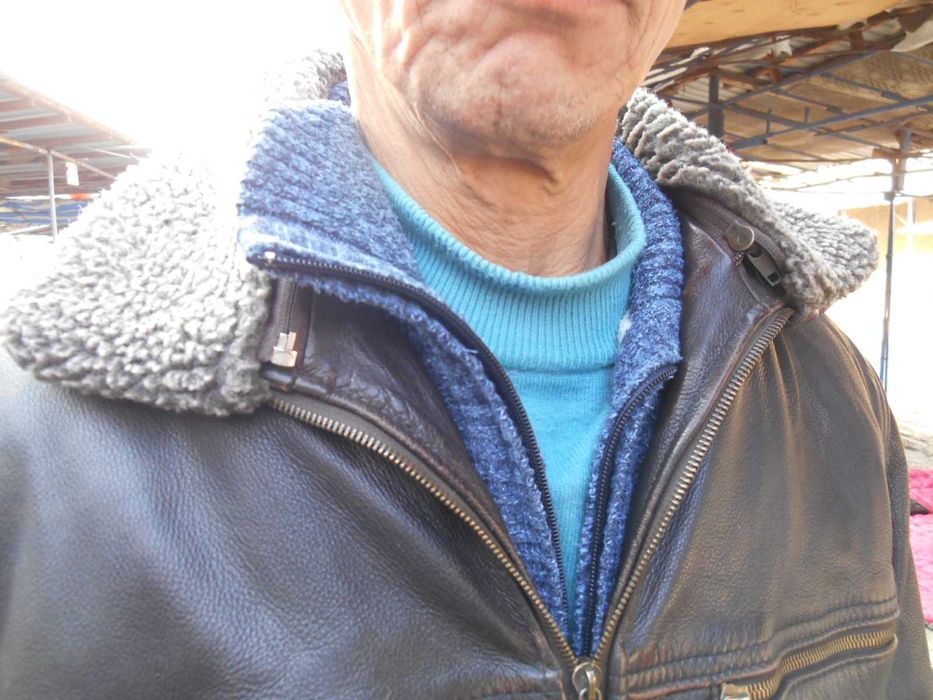 Мужской Куртка  Кожа.Меха Натурал.100%. Раз-52..Б/у