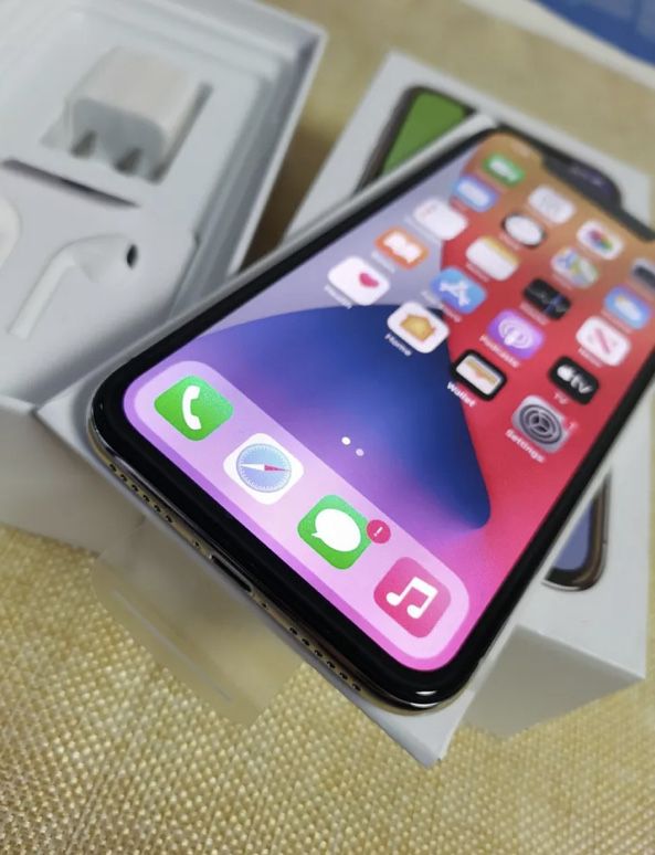 Iphone X 256 Gb Silver без дефектов