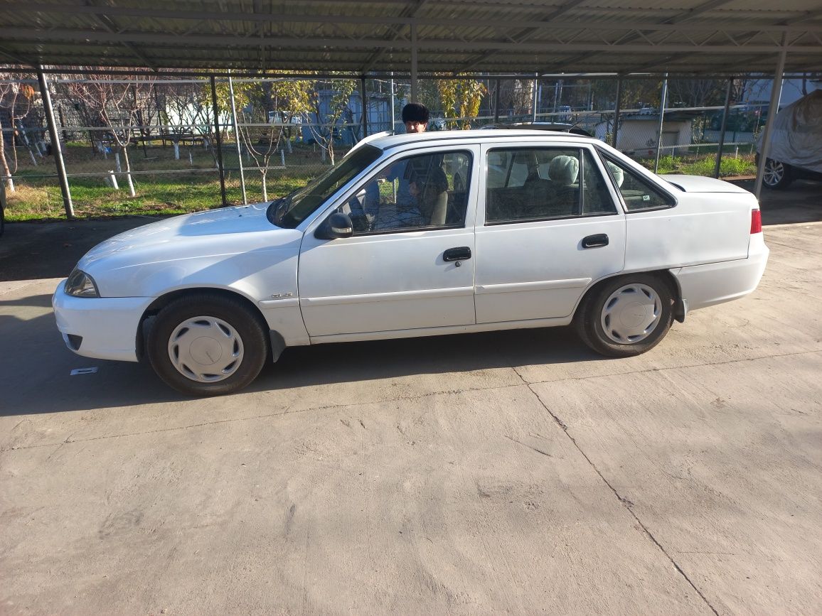 Nexia2 Chevrolet 2011
