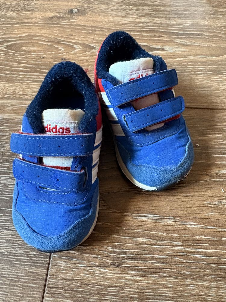 Adidasi adidas nr 18