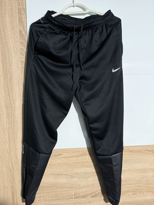 NIKE Спортно долнище