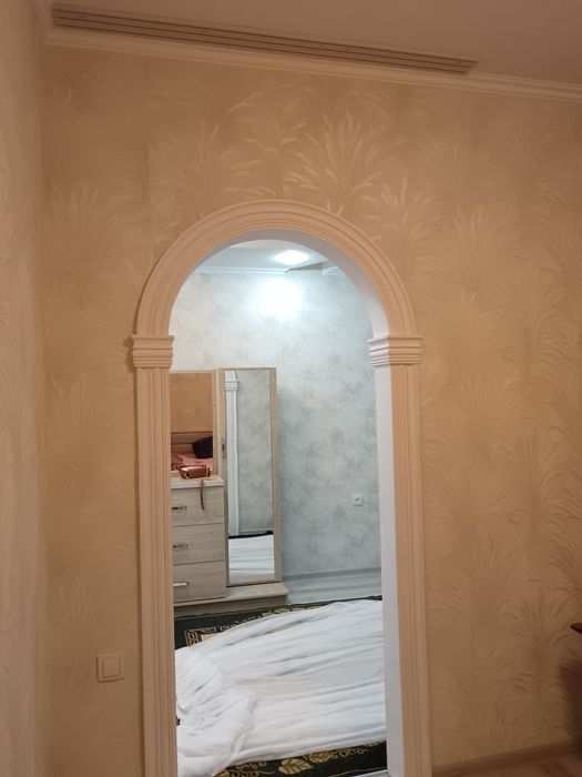 Поклейка обоев и укладка ламината