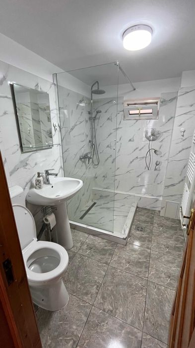 Casa de vanzare Zona Titulescu P+M (cu puncte de interes in apropiere)