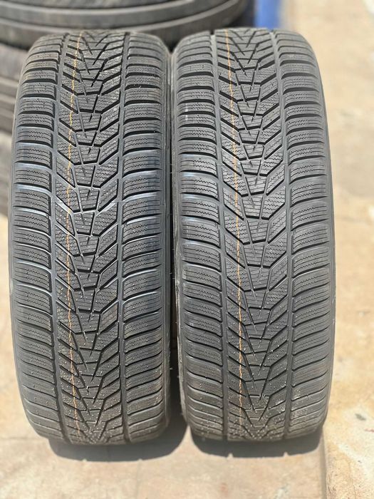 Зимни гуми 225 45 19 Hankook DOT 3422 Чисто нови