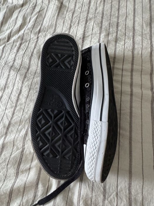 Converse dama cu strasuri