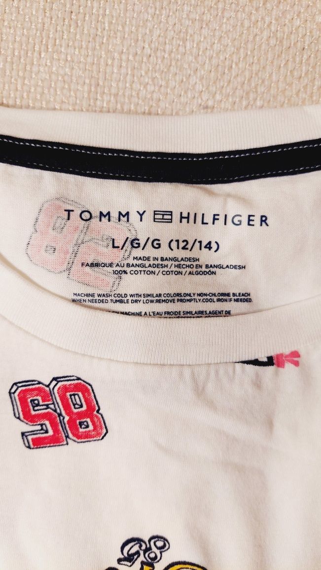 Tommy Hilfiger оригинален нов топ за момиче 12-14 г.