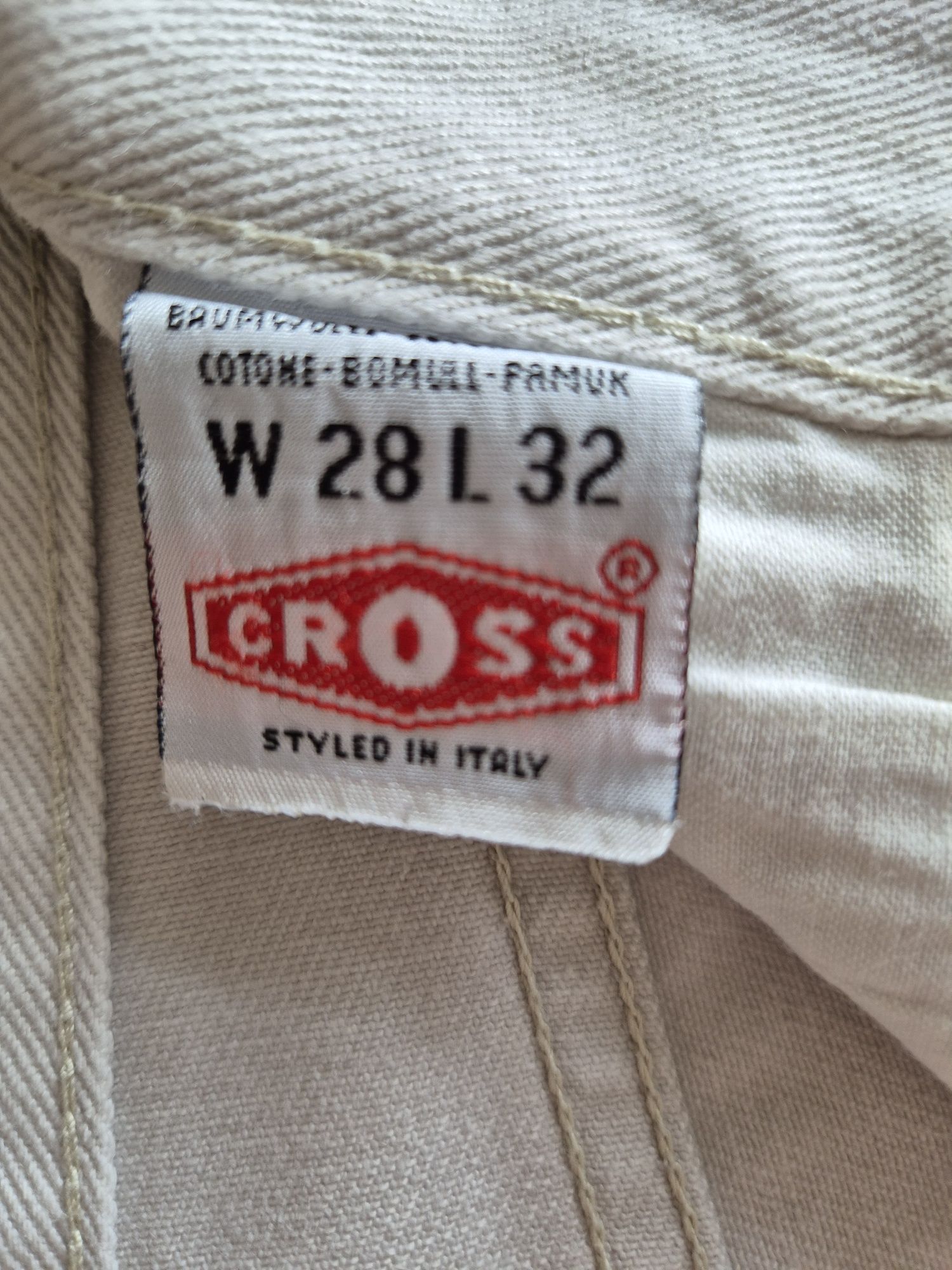 Продам джинсы Сross