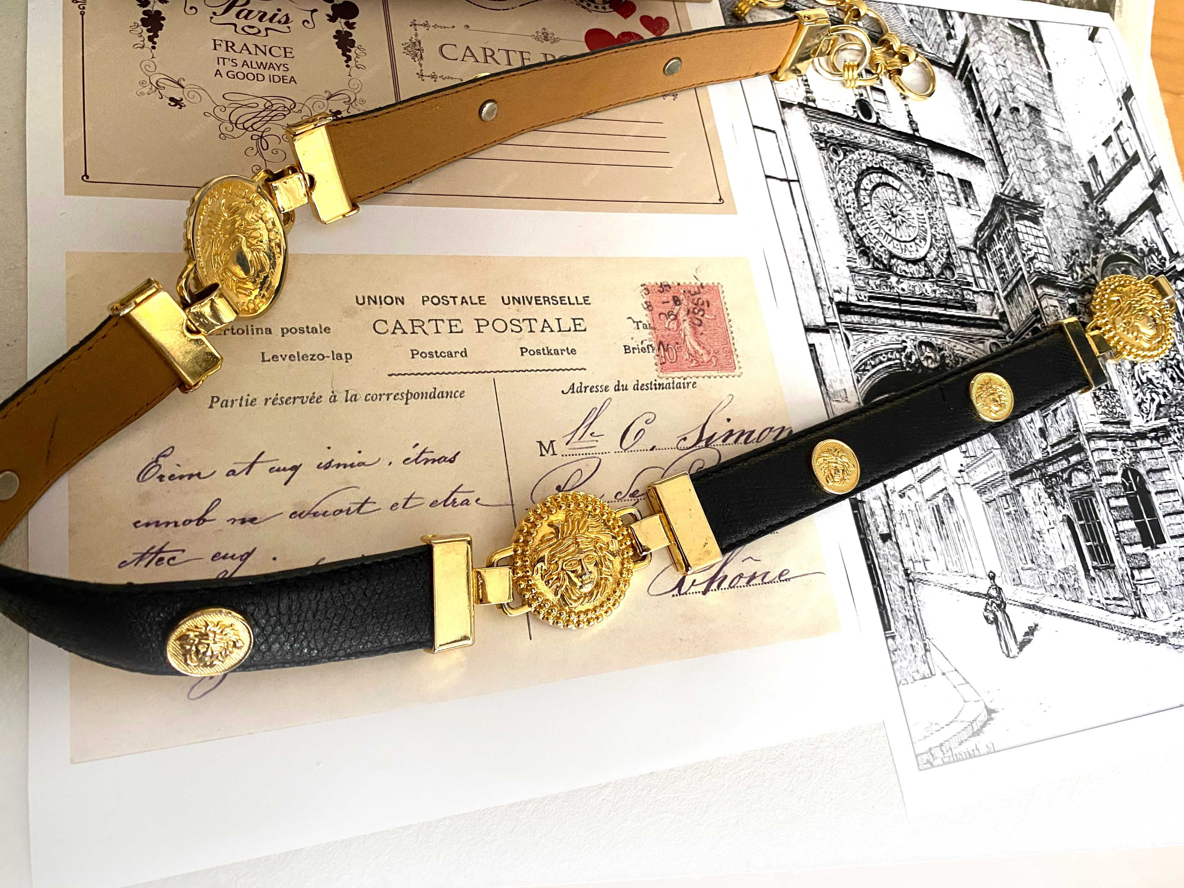 Curea vintage cu accesorii aurii model Versace