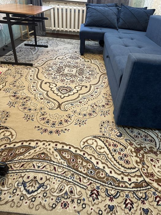 Ковер 3х4 в хорошем состоянии