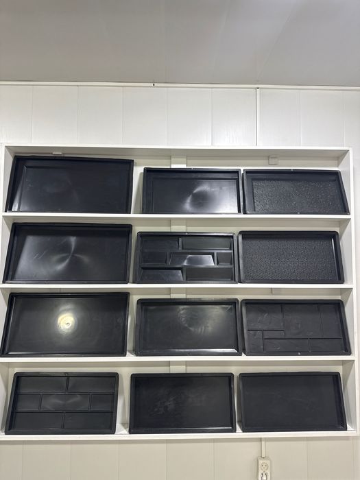 Форма термопонелей и брусчаток