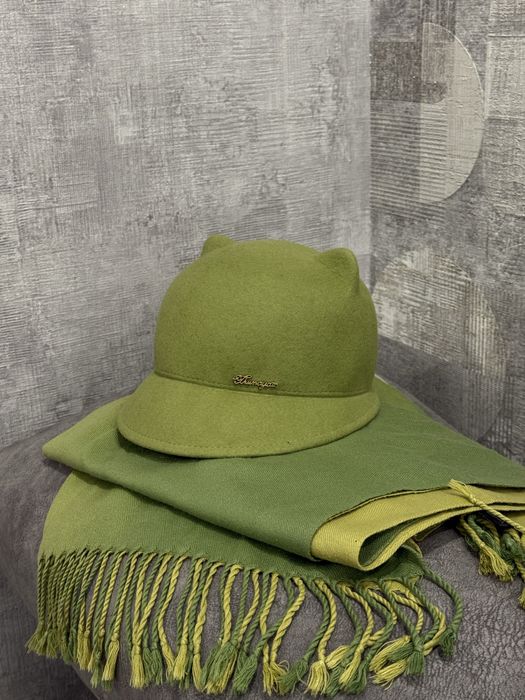 Оригинальные шапки с Московской выставки