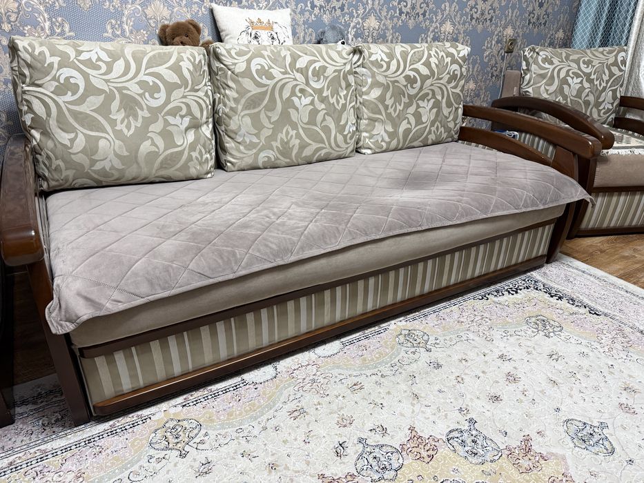 Продам диваны и кресло