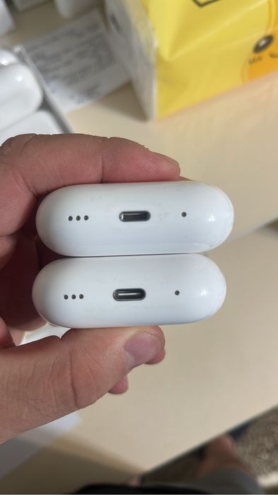 Кейсы на Airpods Pro 2 оригинал
