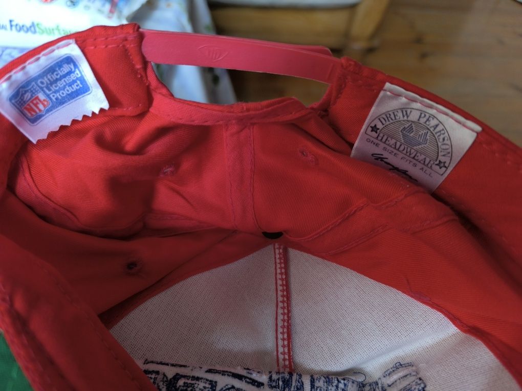 Оригинален английски mulberry шал коприна  Нова шапка NFL new patriots