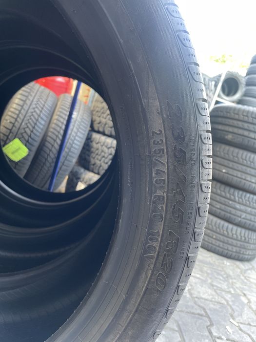 235/45/20 Pirelli Vara NOII