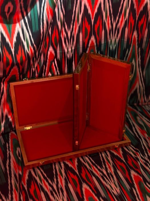 Шахматы резные ручная работа национальный сувенир