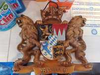 Stema Bavaria – Sculptură decorativă din ceară, pictată man