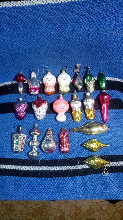 Новогодние игрушки.