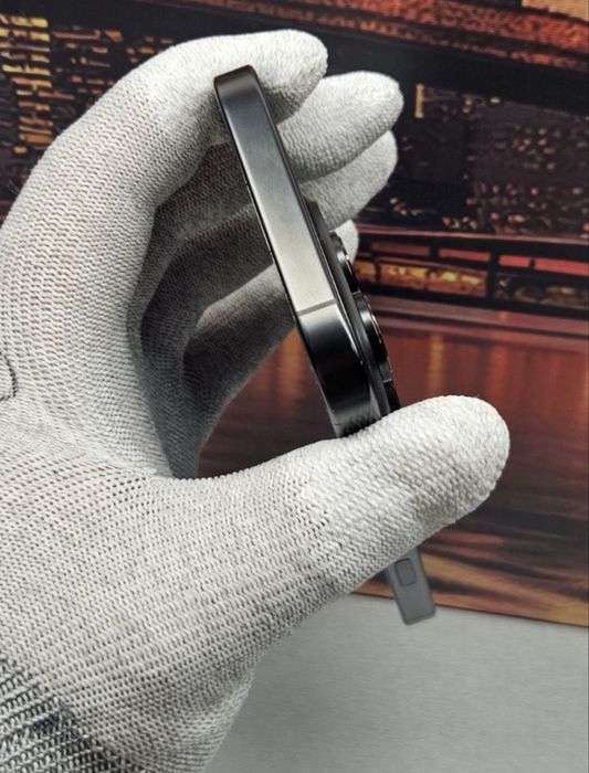 Iphone 16 pro отлично състояние