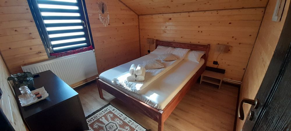 Cabană de închiriat la munte