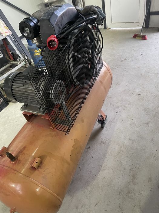 Compresor 270l 380v fini