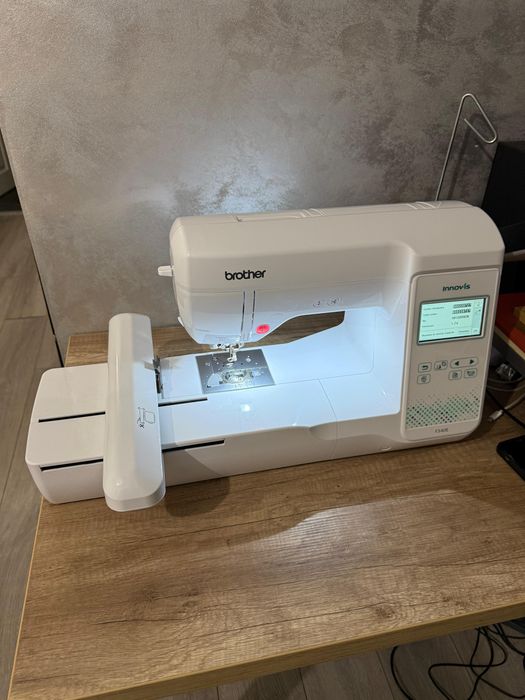 Vand masina de brodat Brother Innov-is F540E