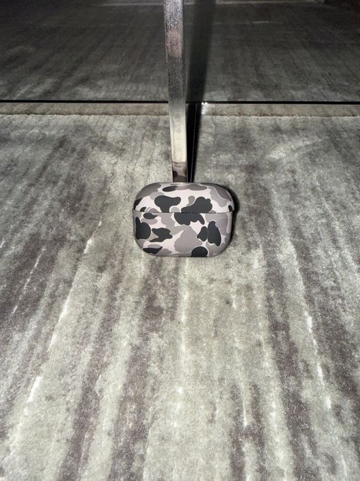 Husa pentru airpods 2 pro in stare foarte buna