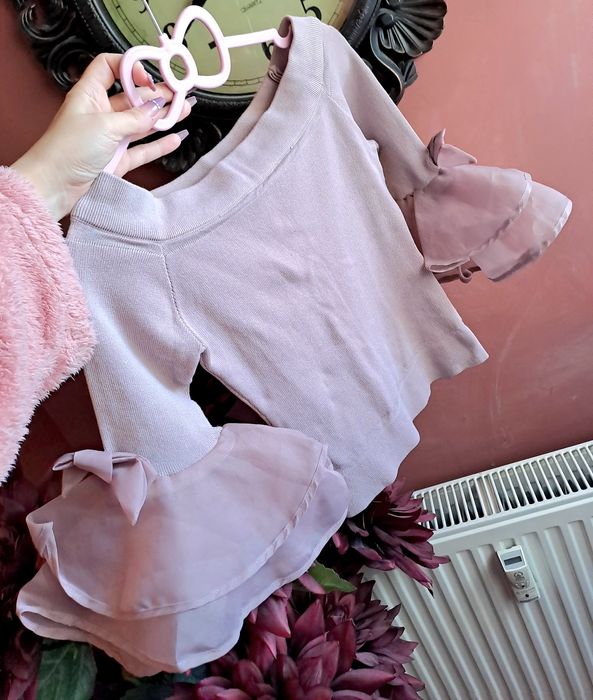 Bluza ocazie mov cu volane material garofita marime M