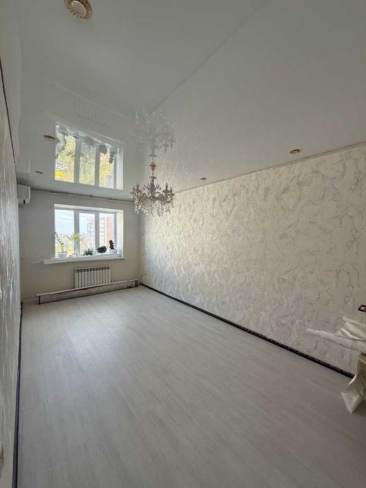 Продается трехкомнатная квартира на Болашаке