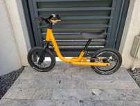 Vând 2 biciclete copii(cu și fără pedale) -BTwin