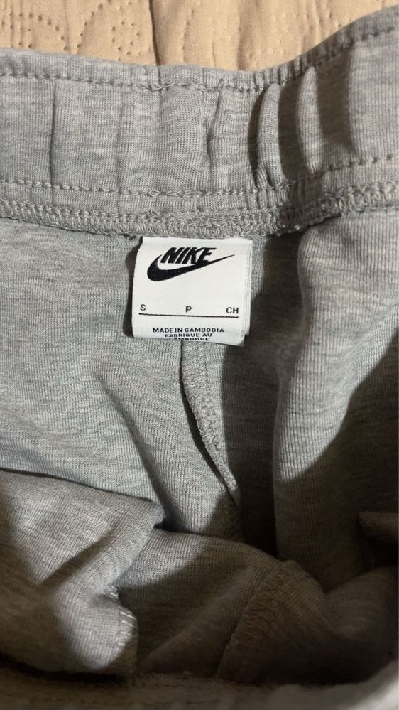 Nike tech fleece