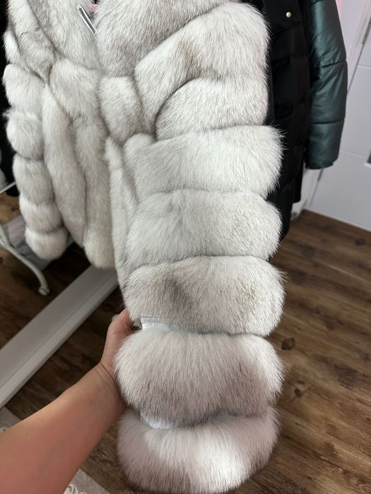 Haina de blana alb-gri