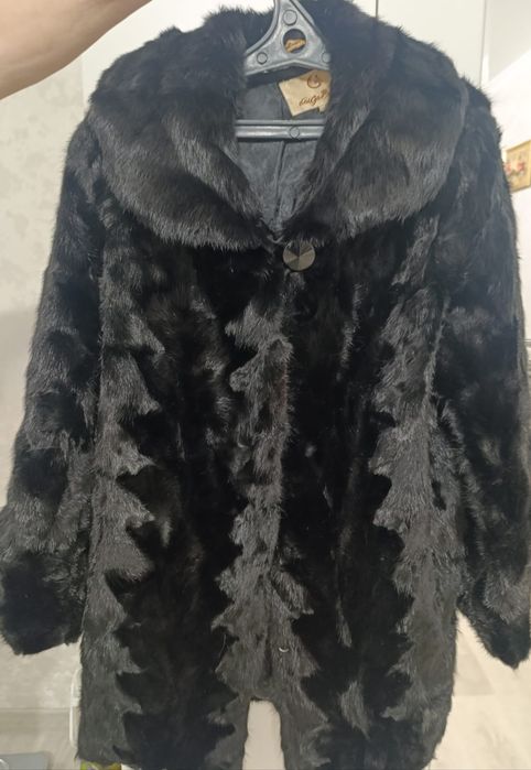 Продам норковую шубу