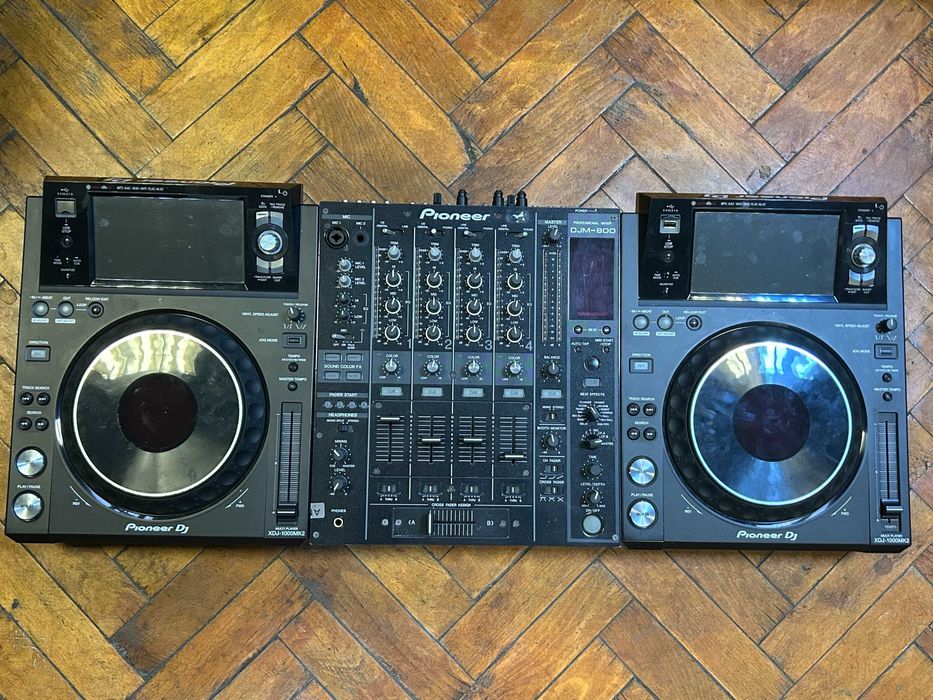 Set 2 XDJ + DJ Mixer