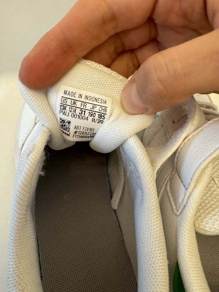 Детски кожени маратонки Adidas , кожени мокасини GEOX 31 номер
