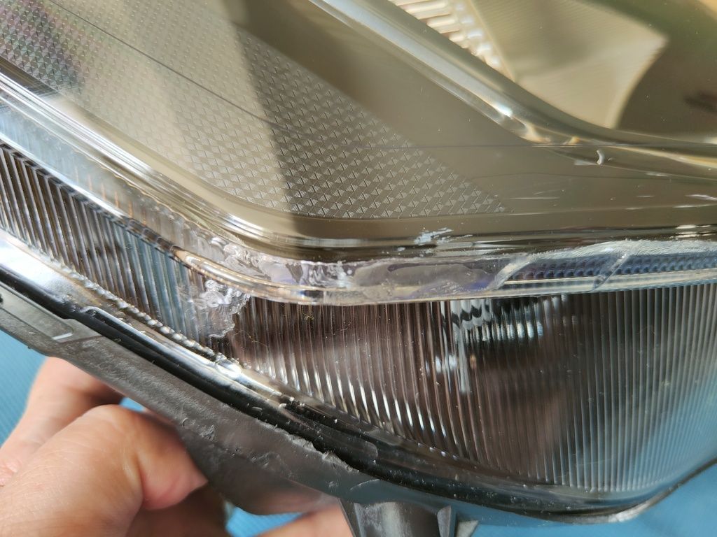 Far dreapta halogen+led Ford focus 2022