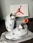 Jordan 4 White Oreo