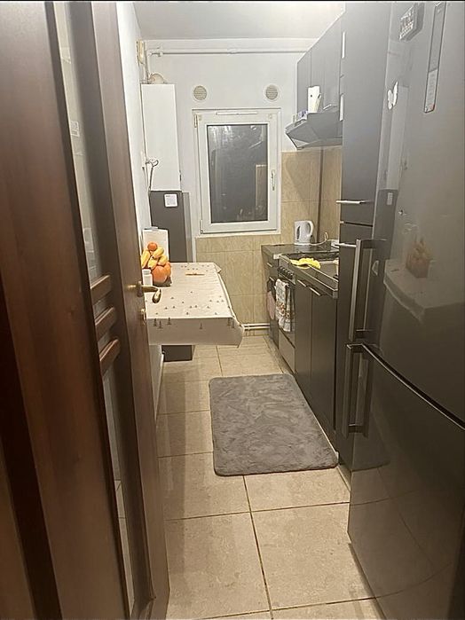 Apartament 4 camere de inchiriat sector 5