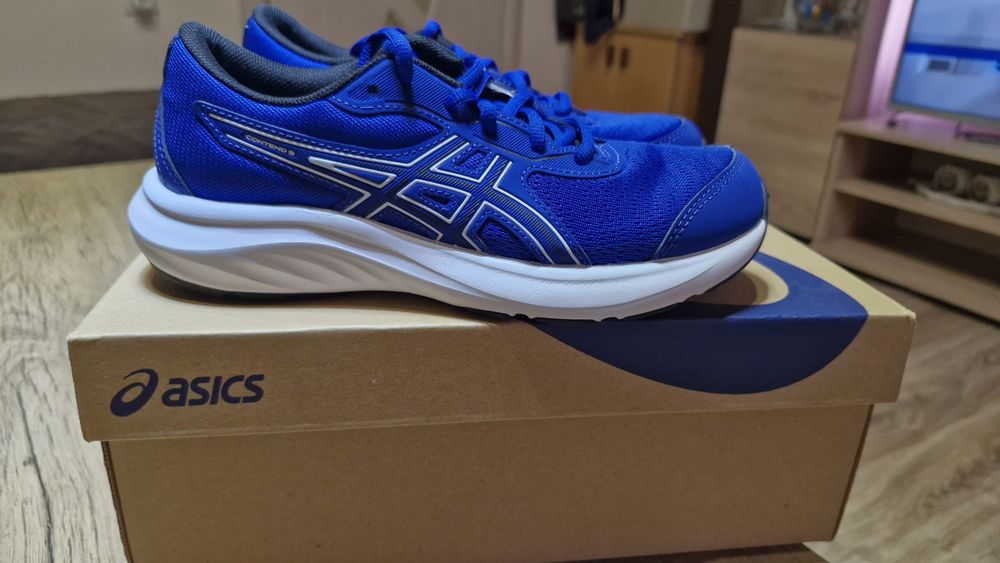 Дамски маратонки Asics