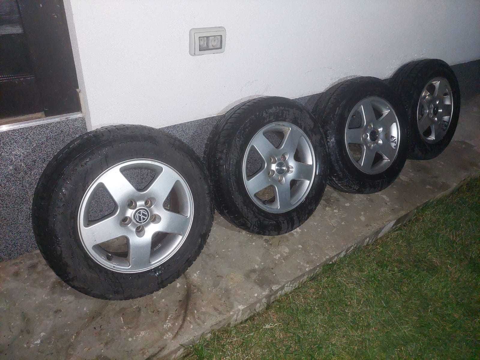 Cauciucuri 205/65/r15