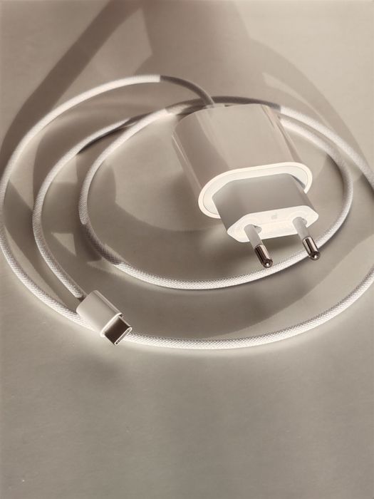 iPhone 16 Pro 128GB Desert Titanium CA NOU