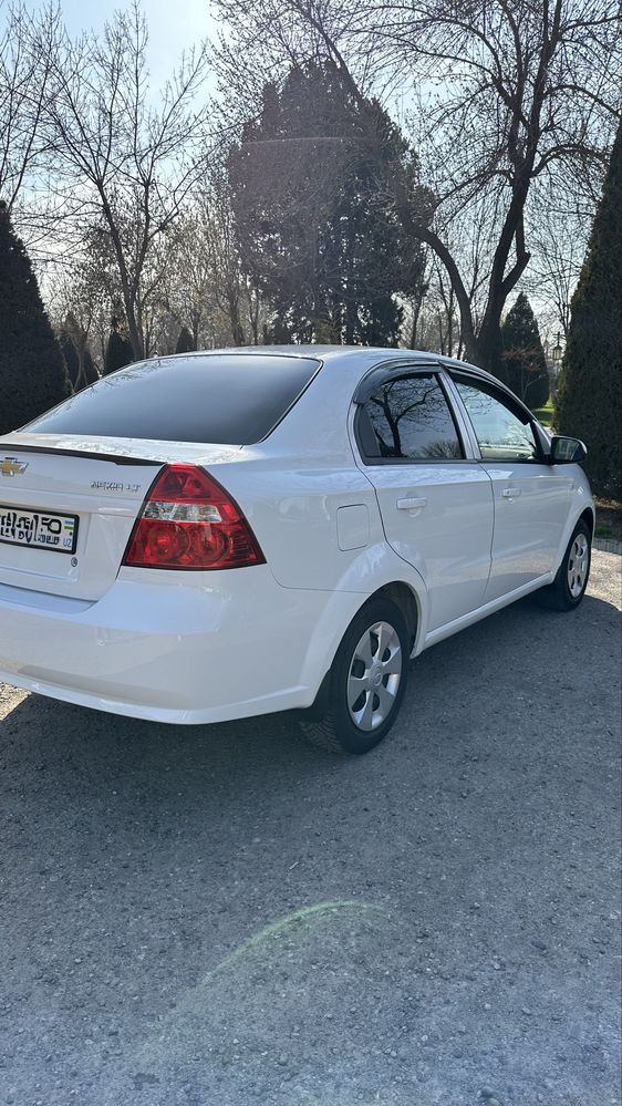 Nexia 3 mexanika 2021 LT