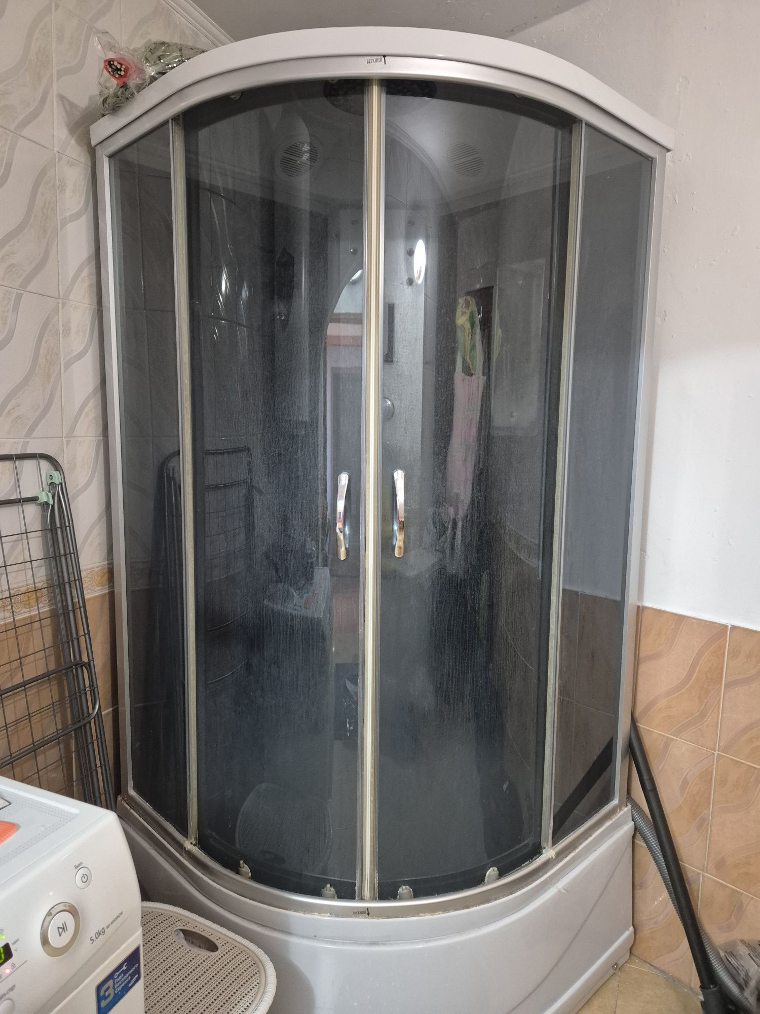 Продаю душевую кабину с поддоном